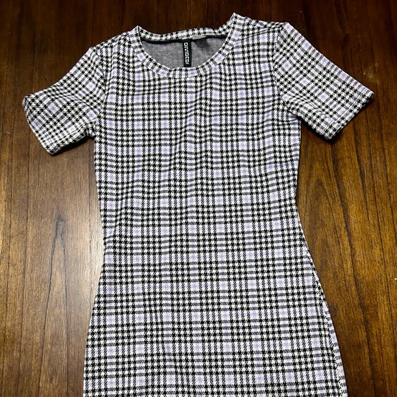 H&M Bodycon Mini Dress - Size Small - Like new - Picture 2 of 7